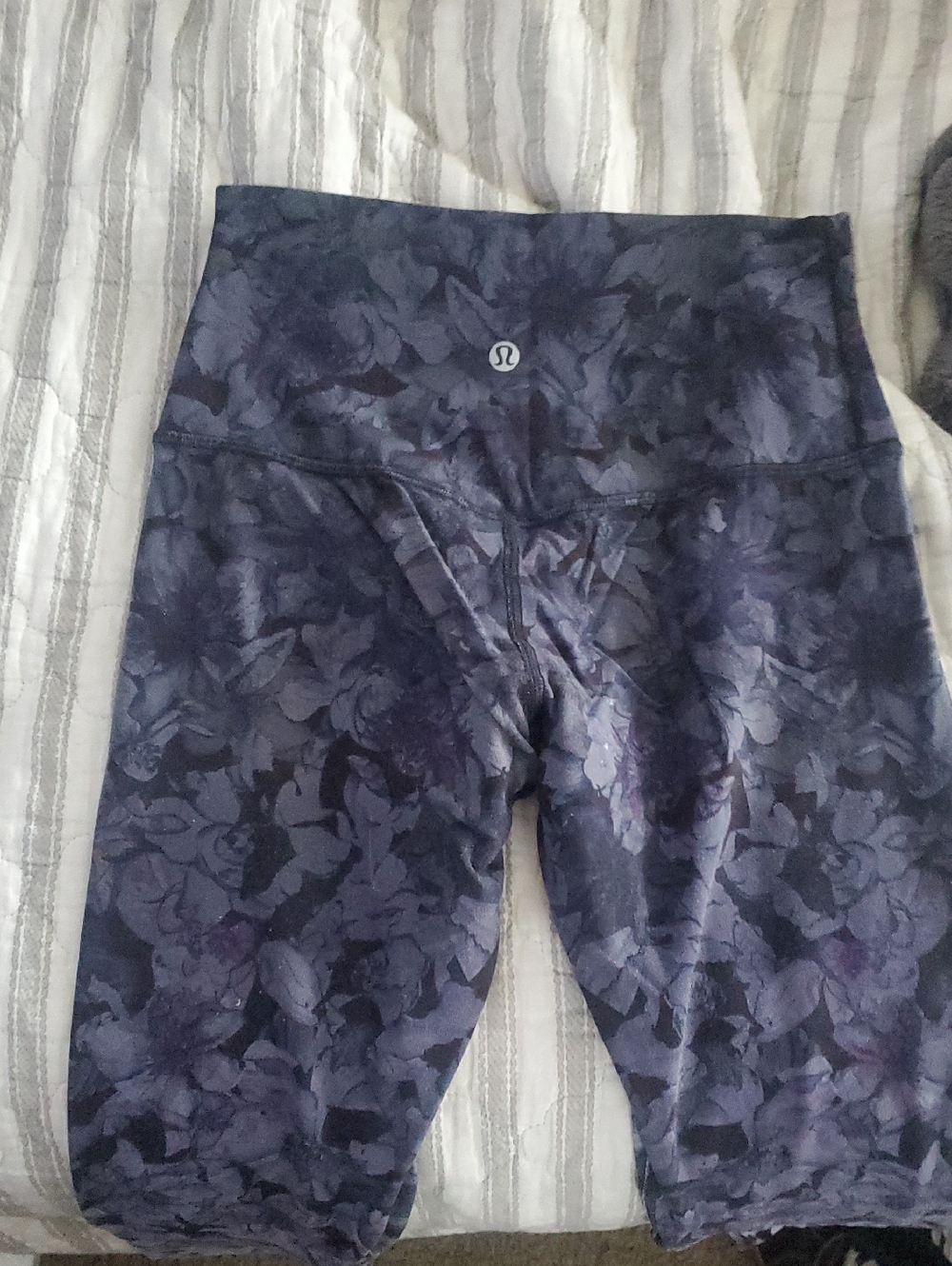 lululemon athletica Navy Floral Patterned Leggings
